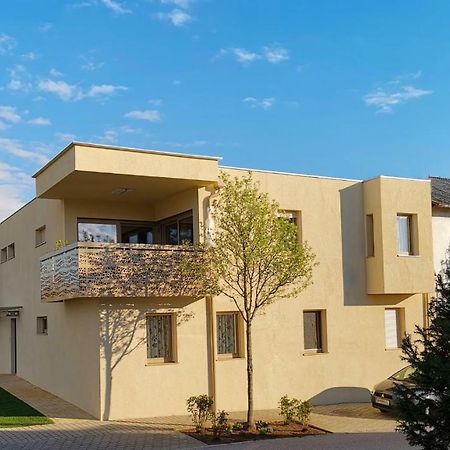 Pannonia Appartements Neusiedl am See Exterior photo